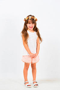 Short Bimbalina coral 40472, en Dedos Moda Infantil, boutique infantil online. Tienda bebés online, marcas de moda infantil made in Spain